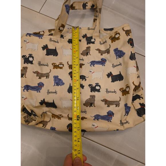 Harrods Iconic Dog Small Tote Bag - Picture 5 of 16